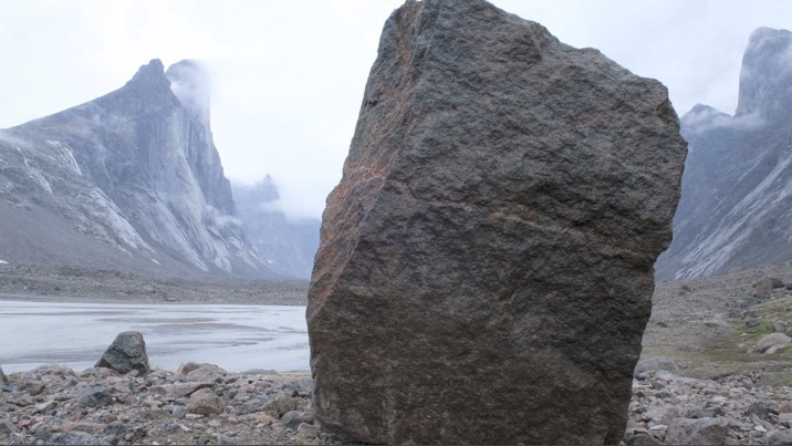 Chasms of Silence: Abimes de Silence